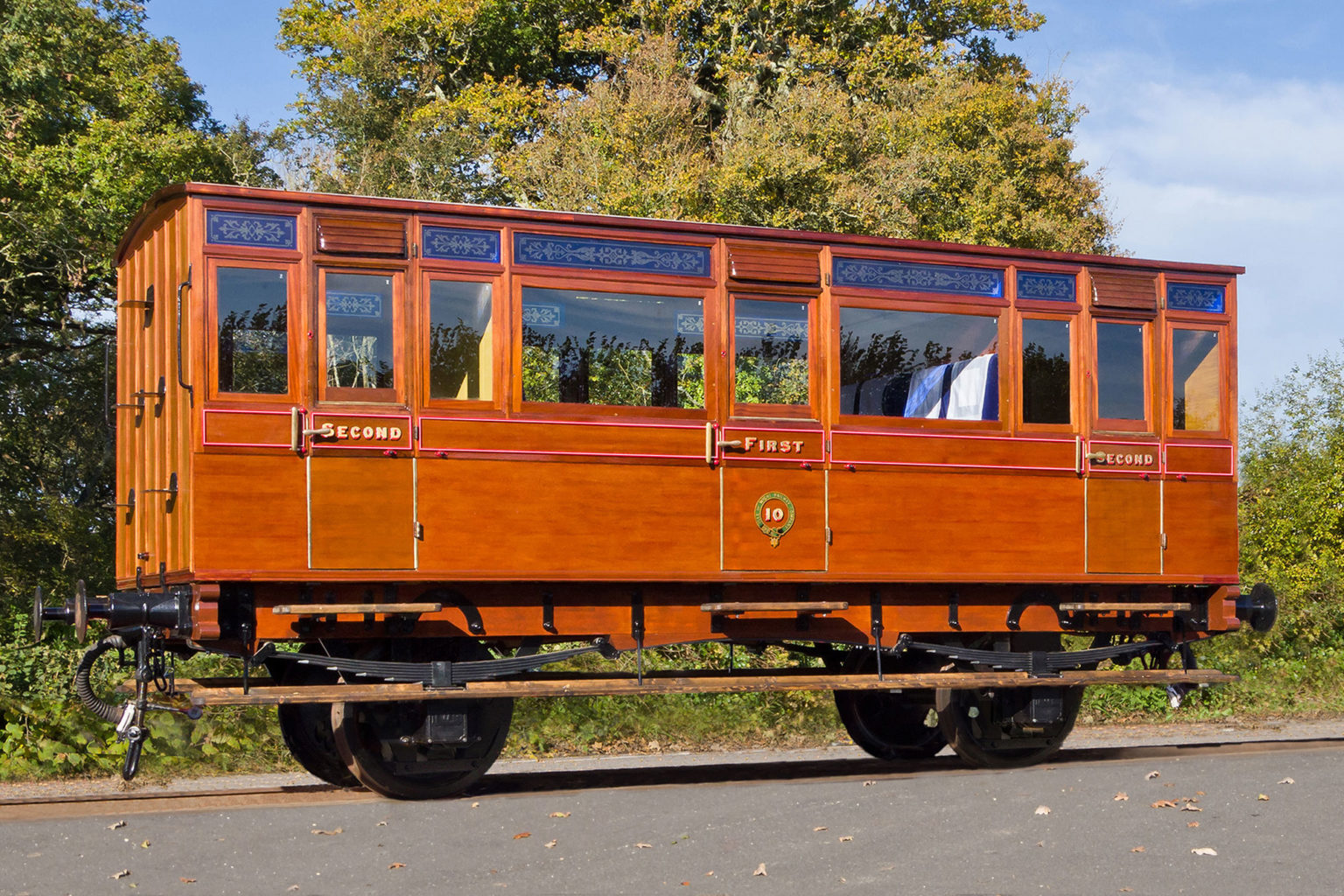 historic-carriages-restoration-isle-of-wight-steam-railway