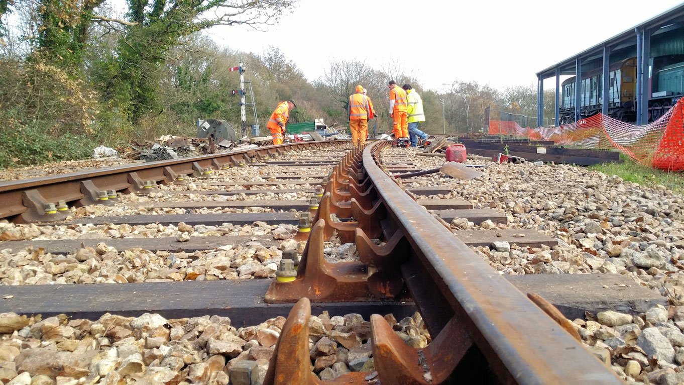 Track Pack Header