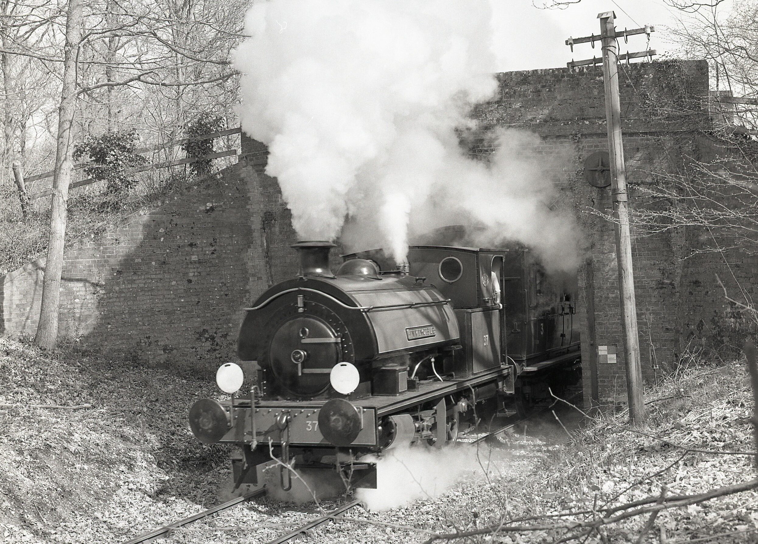 Last Trains past through Bridge 12