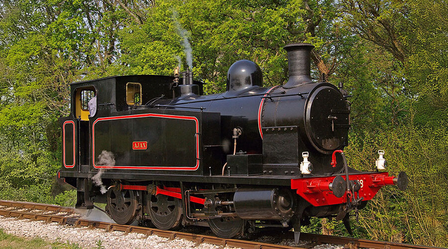 Workhorse locomotive Ajax heads for new home in Midlands